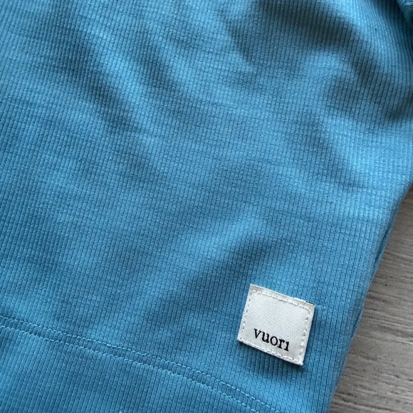 Blue Vuori Crop Top and Leggings Set - Picture 5 of 5